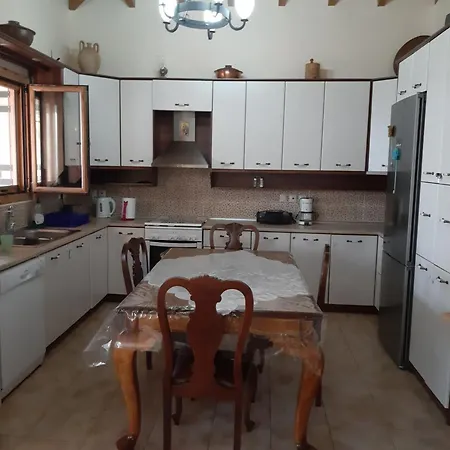 Charakia Sea View House בית נופש