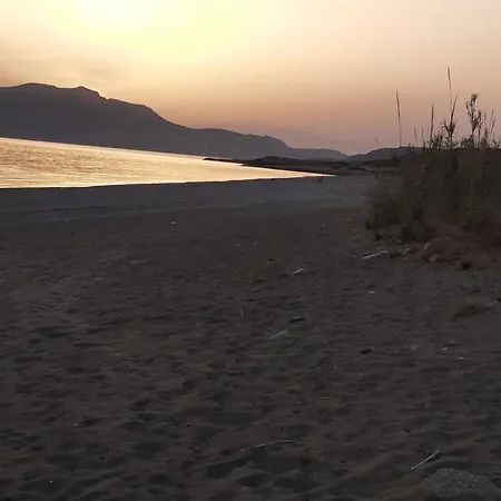 Charakia Sea View House * Paralia Demonias